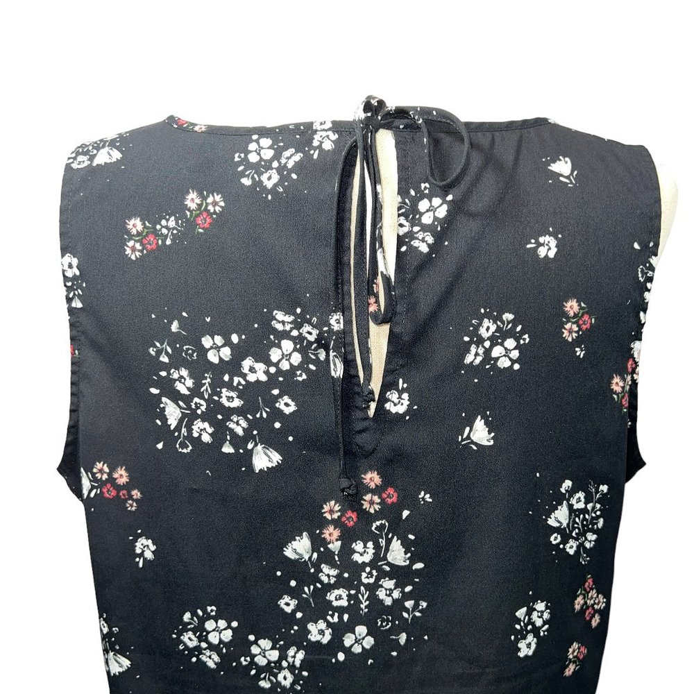 Like new CABI Misty Black Sleeveless Floral Tunic Style 5388 Top Size Me… - Picture 8 of 10